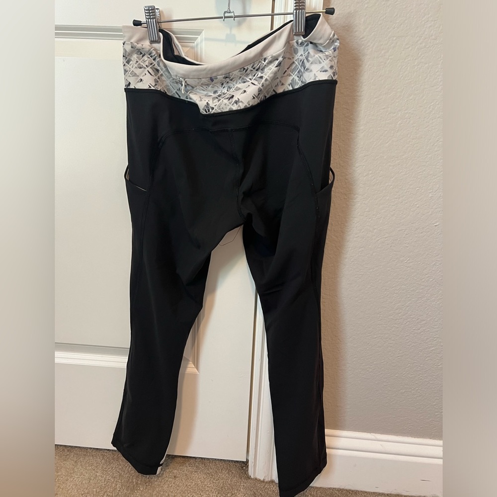 Lululemon leggings - Picture 2 of 5